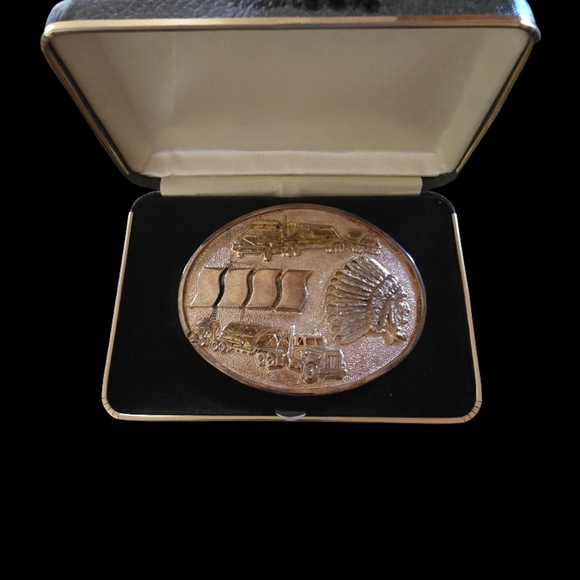 Other - Vintage Trucker Bronze Belt Buckle with Western Motif